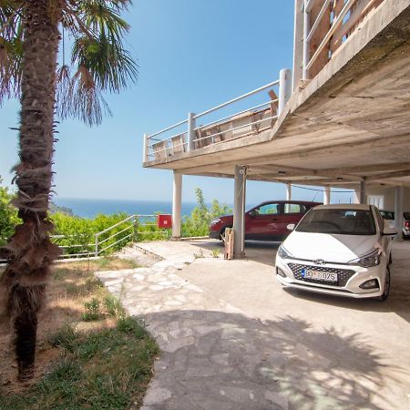 Mum's Apartment Petrovac Exterior foto