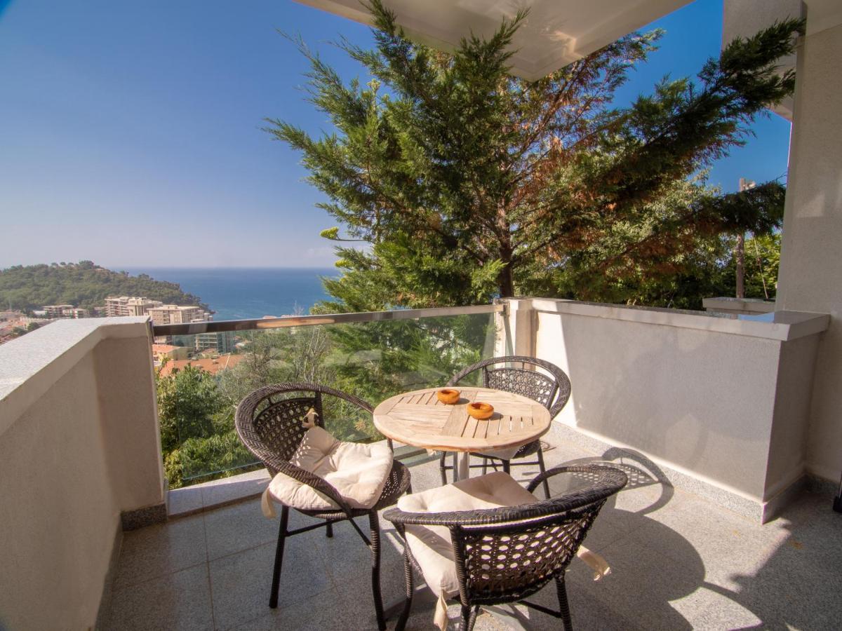 Mum's Apartment Petrovac Exterior foto
