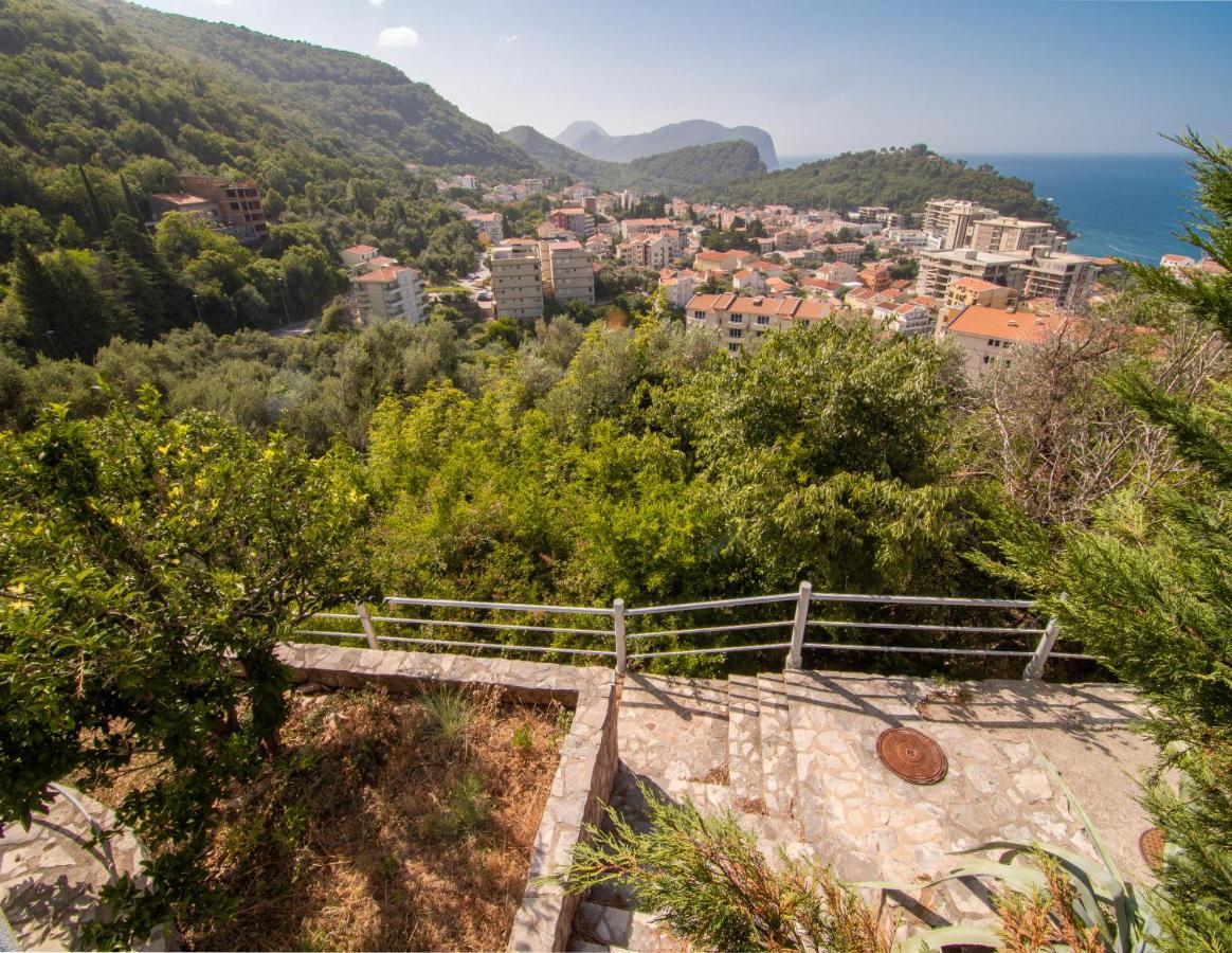 Mum's Apartment Petrovac Exterior foto